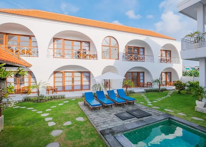 Bali Intan ゲストハウス 4*